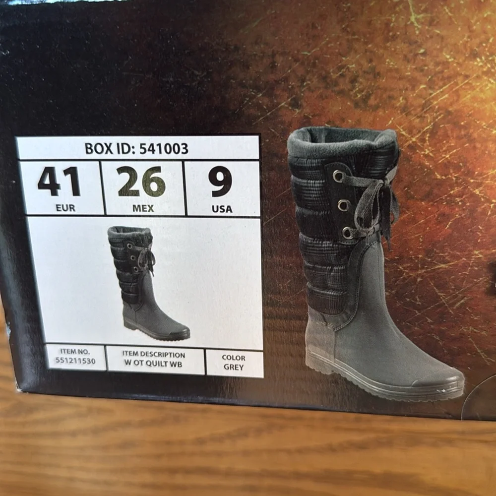 Ozark Trail Ladies’ Winter Boots size 9 NIB faux fur lined, waterproof, 12” tall